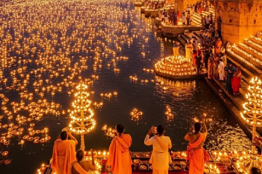Dev Deepawali Boat Ride Varanasi